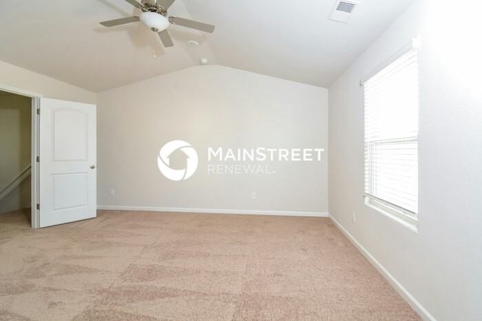 444 Brisk Dr - Photo 7 of 17