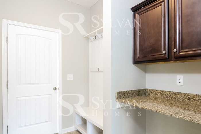 138 Manzanita Ln - Photo 7 of 16