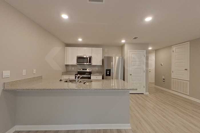 373 Monarch Ln - Photo 7 of 22