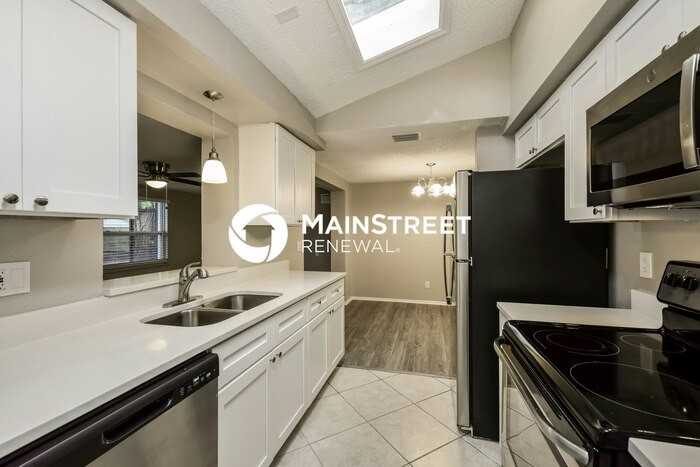 3031 Bucida Dr - Photo 7 of 16