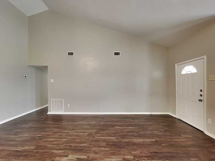 14002 Edenglen Dr - Photo 4 of 22