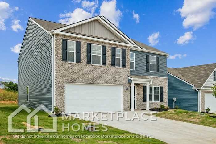 4033 Billie Ln Ne - Photo 3 of 34