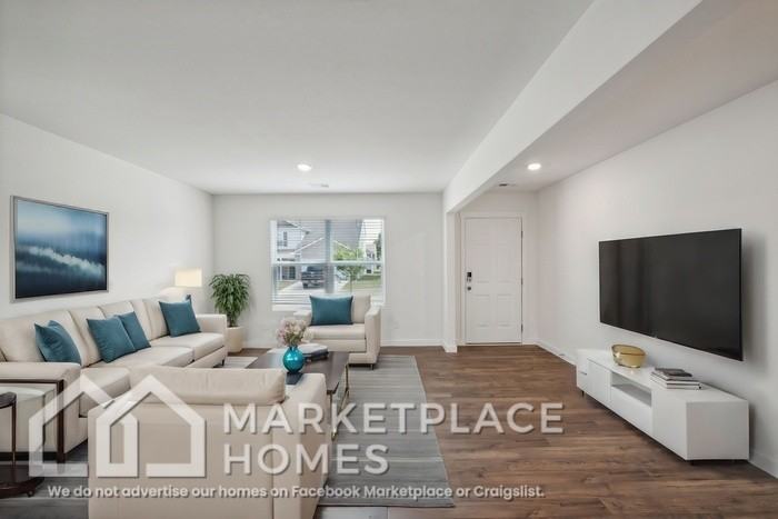 4033 Billie Ln Ne - Photo 5 of 34