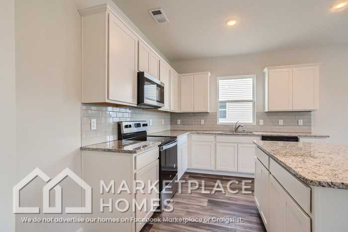 4457 Jack Faulk St - Photo 6 of 30