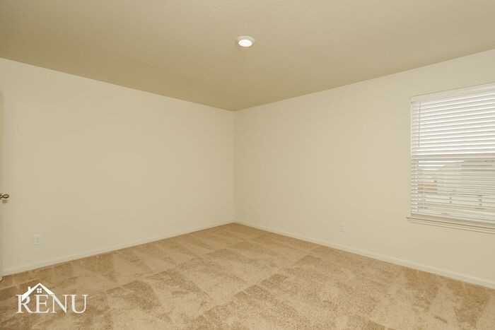 11002 Chatham Ct - Photo 7 of 20