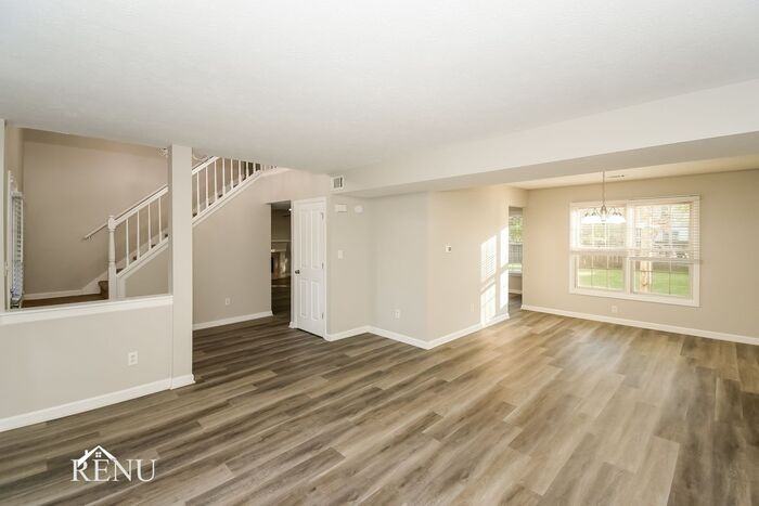 13476 Clifty Falls Dr - Photo 5 of 18