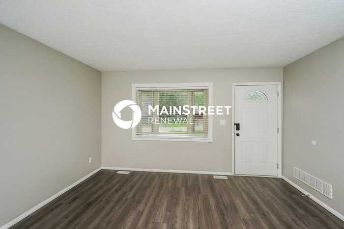 5010 Tolkien Ct - Photo 5 of 19