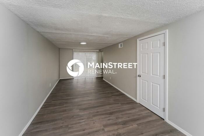 5010 Tolkien Ct - Photo 6 of 19