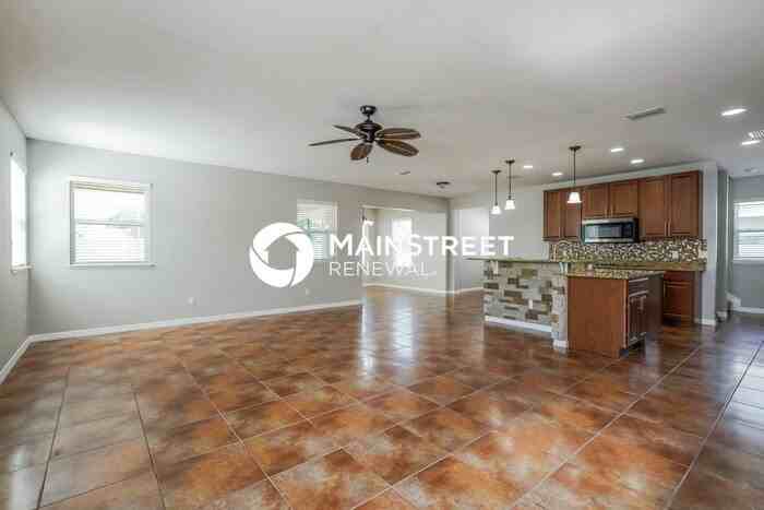 1129 Democracy Dr - Photo 3 of 15