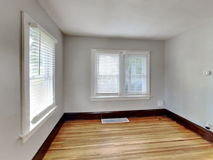 2504 E 42nd St - Photo 3 of 19