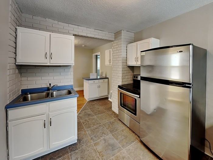 3969 Reservoir Blvd - Photo 4 of 19