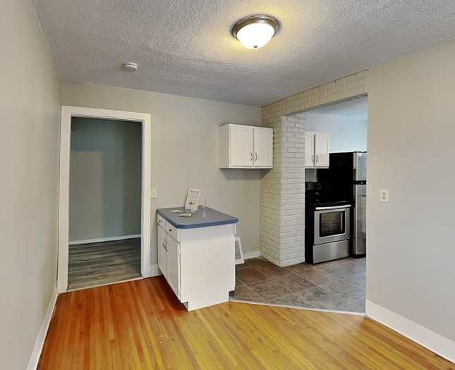 3969 Reservoir Blvd - Photo 7 of 19