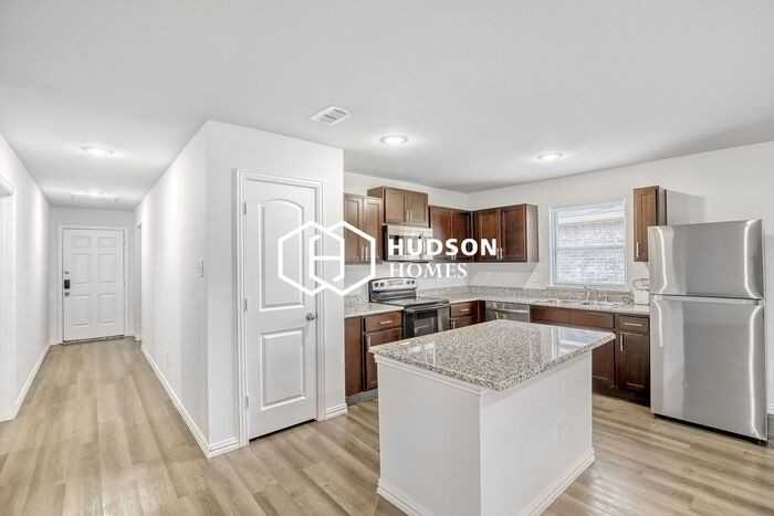 138 Loon Bay Dr - Photo 5 of 14