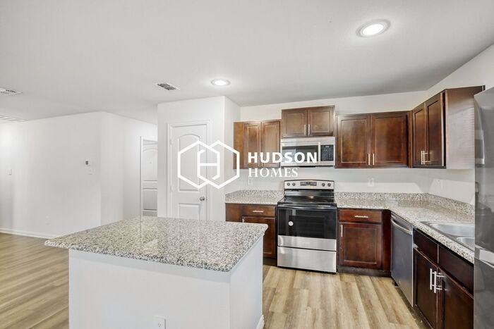 138 Loon Bay Dr - Photo 6 of 14