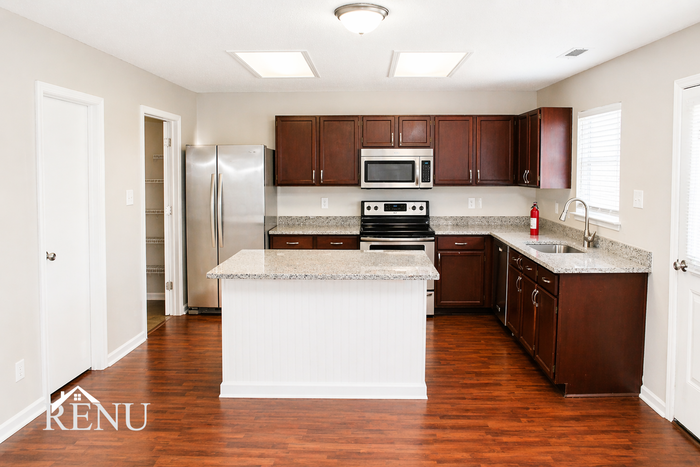 6641 W Jamestown Dr - Photo 2 of 24