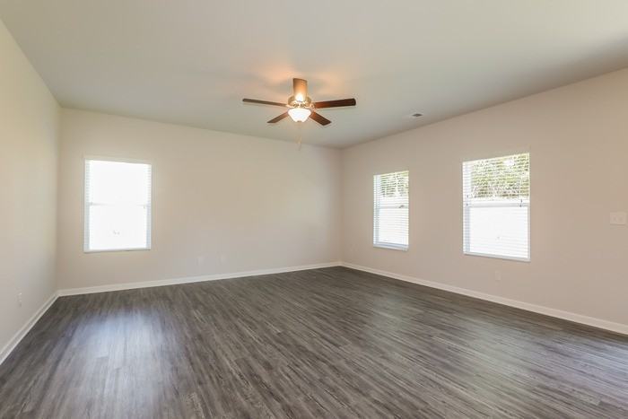 2078 Jessica Way - Photo 5 of 13