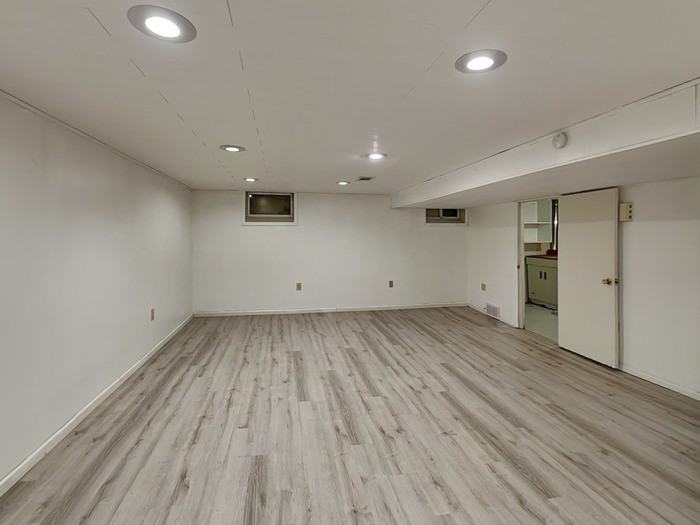 2907 W 87th St - Photo 5 of 22