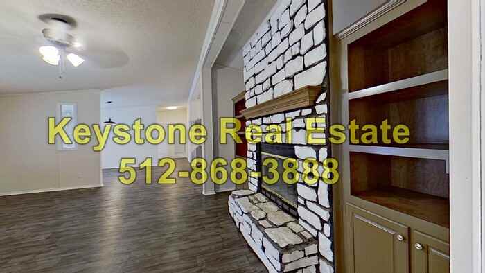 100 County Road 194 - Photo 5 of 38