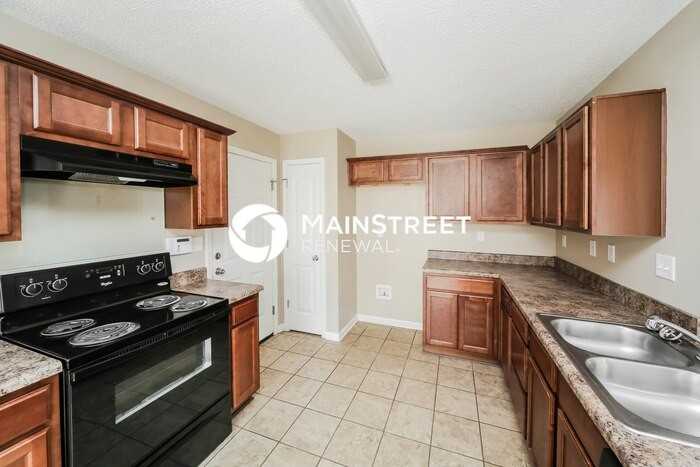 10050 Mill Hill Ave - Photo 7 of 18