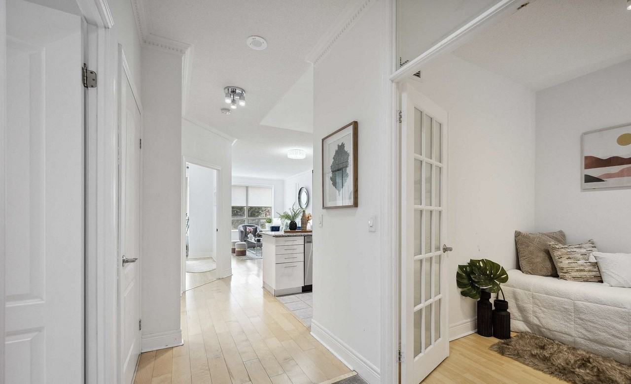 62 Suncrest Boulevard - Photo 7 of 15
