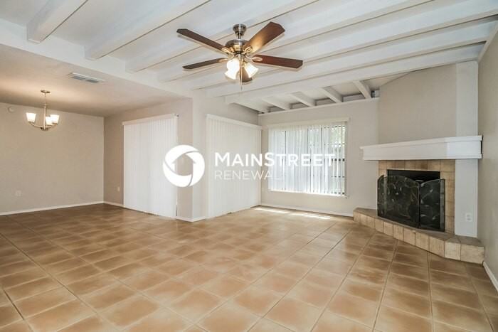 1260 Indian Bluff Dr - Photo 4 of 17