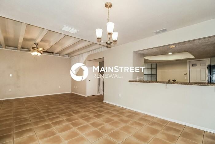 1260 Indian Bluff Dr - Photo 5 of 17