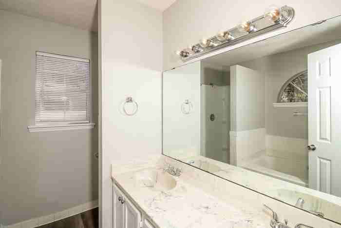 17 Yorkton Ct - Photo 6 of 11