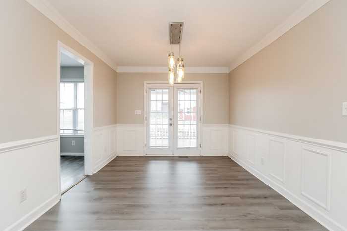 829 Buckhorn Dr - Photo 5 of 12