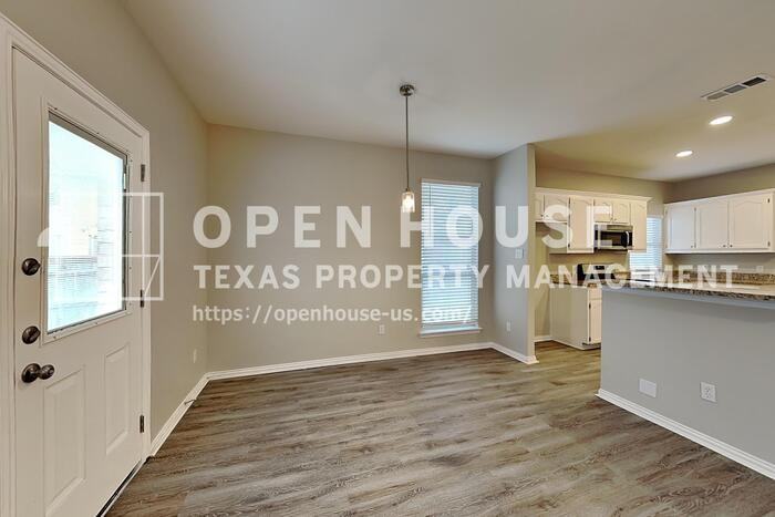 2749 Lynx Ln - Photo 6 of 20