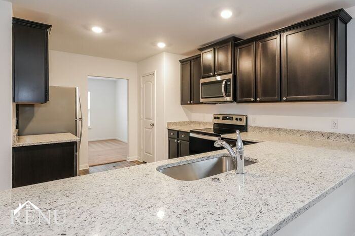 341 Sunnymeade Ln - Photo 5 of 24