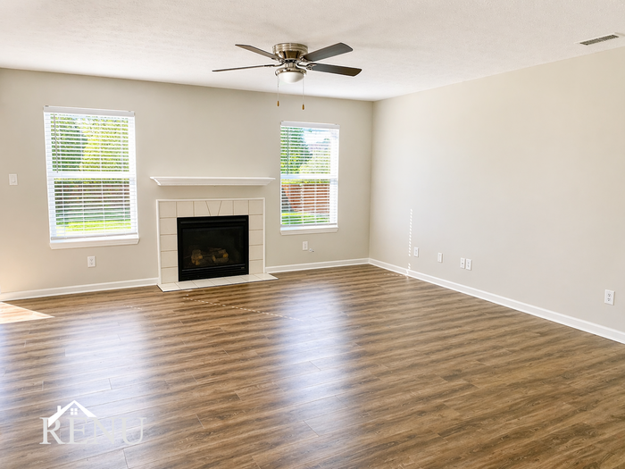 673 Hanover Rd - Photo 4 of 20