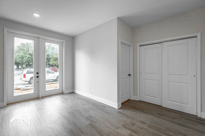 5710 Sofias Cir - Photo 7 of 26