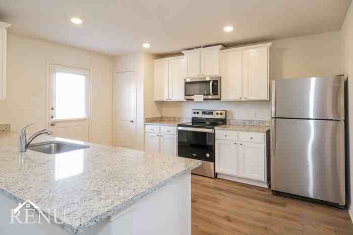 132 Somerdale Pass - Photo 5 of 25