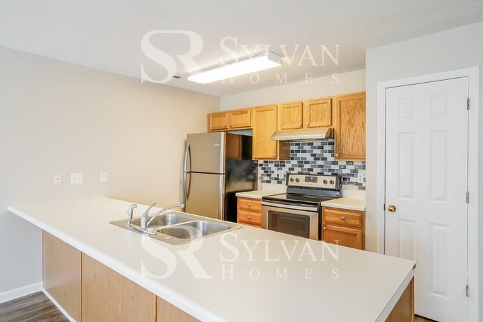 4802 Tanglewood Oaks St - Photo 7 of 16