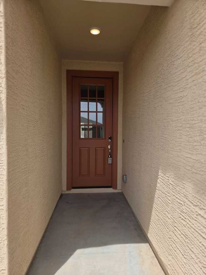 23074 E Diana Way - Photo 3 of 29