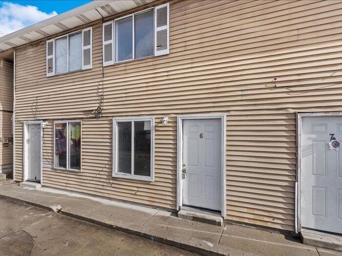 1211 W Iola Ave #6