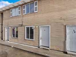 featured image of 1211 W Iola Ave #6