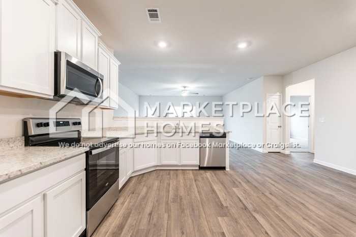 1274 Fendt Dr - Photo 6 of 40