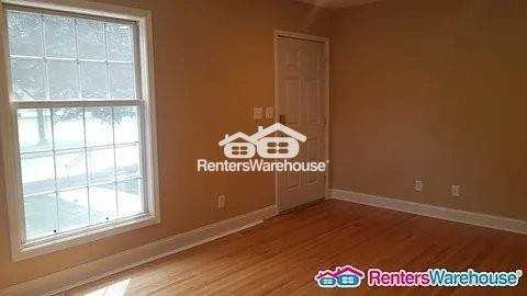 3421 York Ave N - Photo 5 of 12