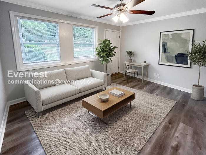 2741 Mary Ave - Photo 5 of 17