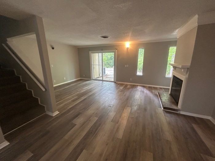 240 Jamil Rd #26 - Photo 6 of 24