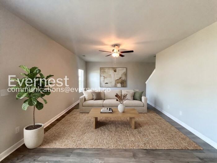 2340 Valverde Way - Photo 4 of 27