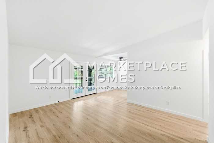 4605 Brassiewood Dr - Photo 5 of 31