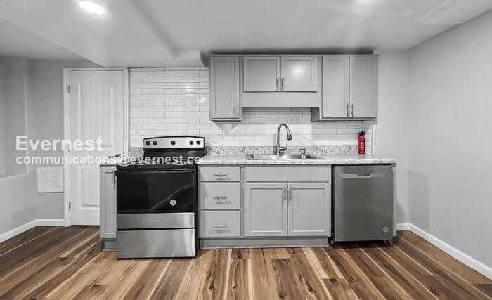 1348 41st Street Ensley #B - Photo 3 of 17