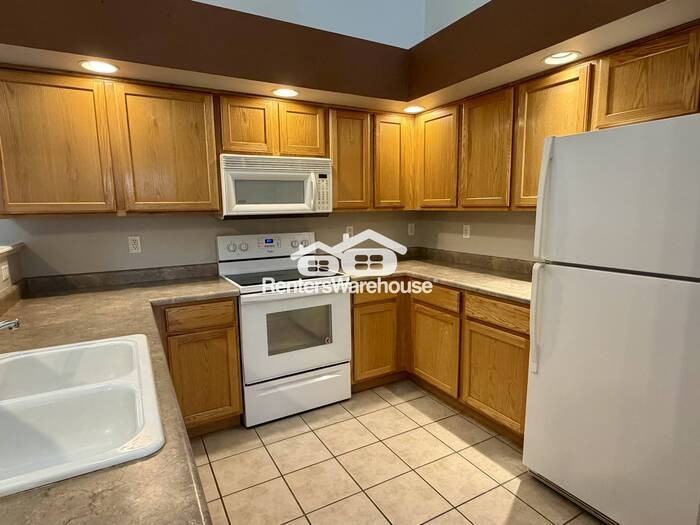 308 Lucca Dr - Photo 5 of 11