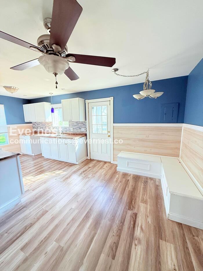 2314 Airline Ave - Photo 7 of 30