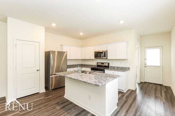 13715 Summer Lgt - Photo 5 of 24