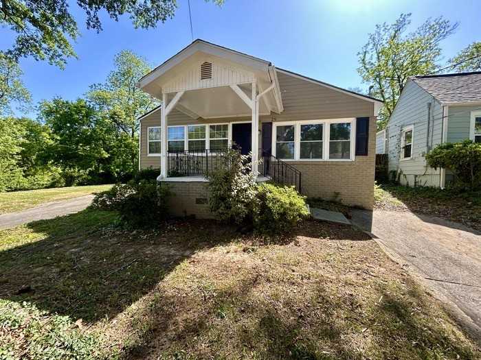 29 Chappell Rd Nw - Photo 2 of 25