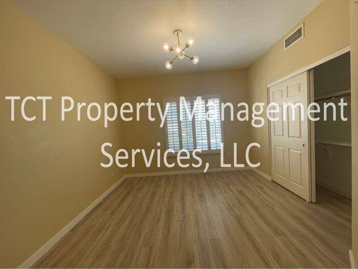 11112 E Laurel Ln - Photo 6 of 15