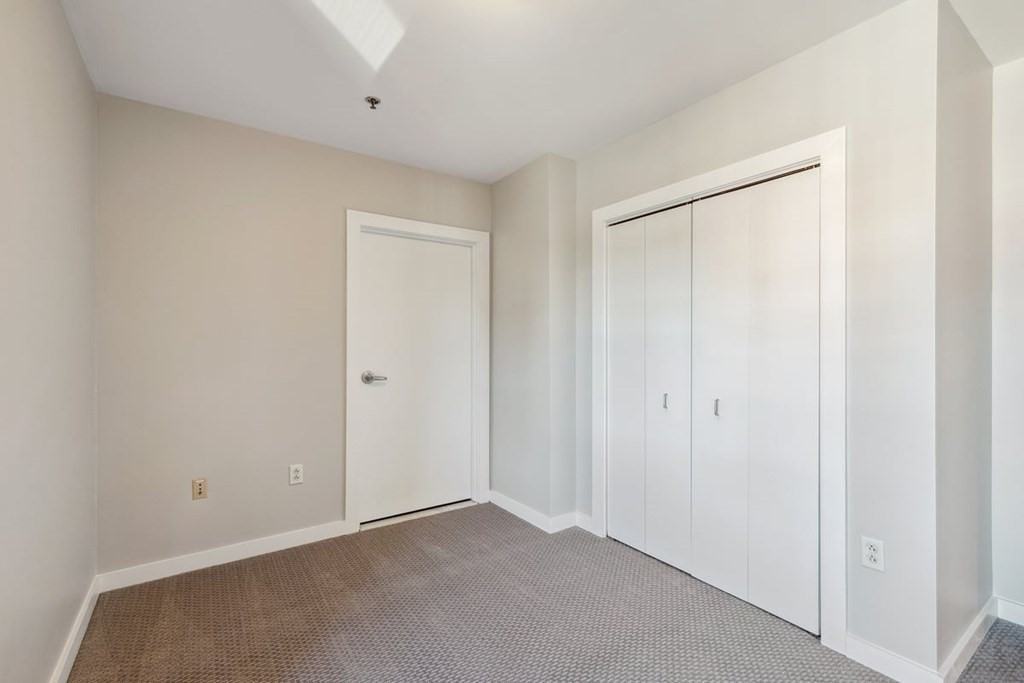 534538 Commonwealth Ave #7D - Photo 7 of 11